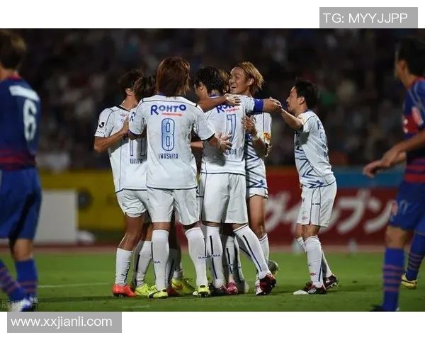 甲府风林与黄蜂激战正酣球迷期待精彩对决与逆转时刻